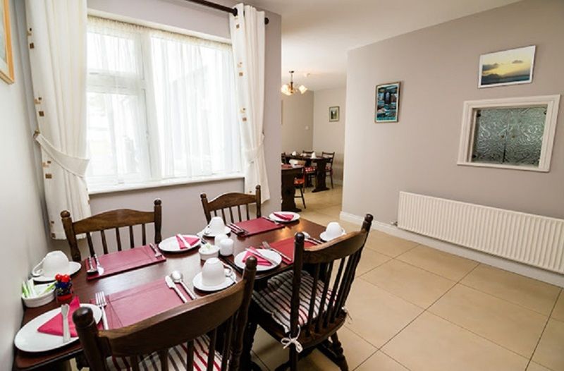 O Neills Bed And Breakfast Дингл Экстерьер фото